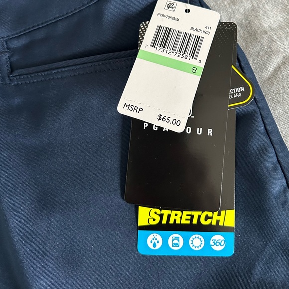 Women’s PGA Tour Navy golf shorts, size 8. - Picture 2 of 5